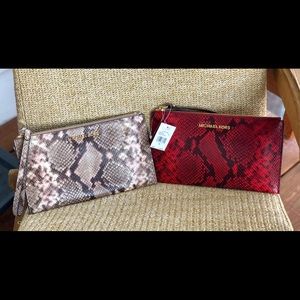 NWT Michael Kors XL Wristlet